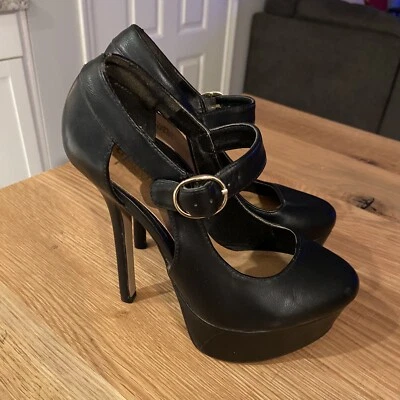 Charlotte Russe Tacones Altos de Cuero Negro 5” Tacones de aguja Hebilla Correas para Mujer Talla 6 Foto 1 de 4