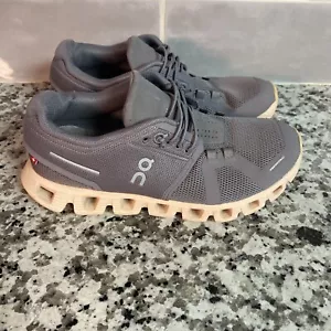 On Shoes Womens 6 Cloud Sneakers Gray Running Sneakers Minimal Walking Comfort - Picture 1 of 6