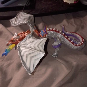 2007 Papo FANTASY SIlver War Dragon w/ flame - Picture 1 of 5