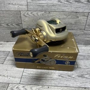 Gold Pflueger Trion 6.3:1 Baitcasting Reel PFLTRIONLP Fishing Reel Made Korea - Picture 1 of 24