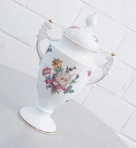 Royal Tettau Atelier Porzellan Deckel Vase Henkelvase Amphore Urne Vintage - Picture 1 of 10
