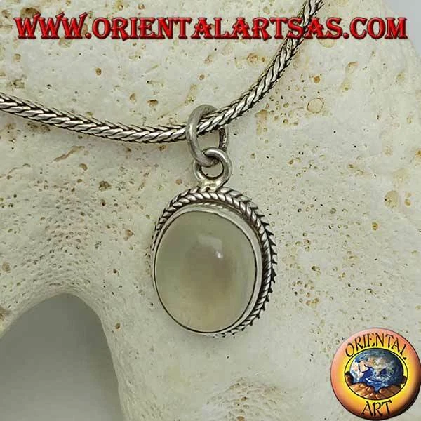 Ciondolo in Argento 925‰ con pietra di luna ovale contornata da intrecci sottili - Immagine 1 di 1