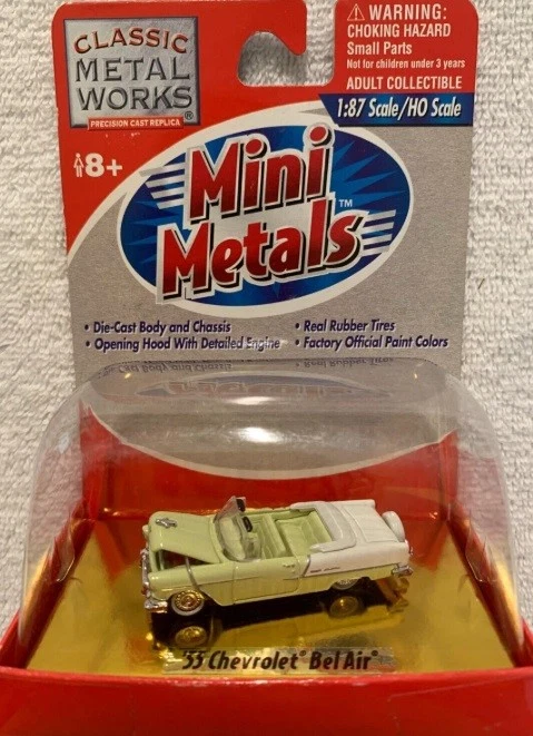 Classic Metal Works 30106 HO Lime Green/White 55 Chevrolet Bel Air Convertible - Image 1 of 1