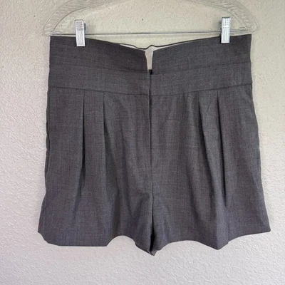 Pantalones Cortos Babaton Bureau Mujer 8 Lana Sarga Plisado Pantalón Tiro Medio Aritzia Preppy Foto 1 de 4