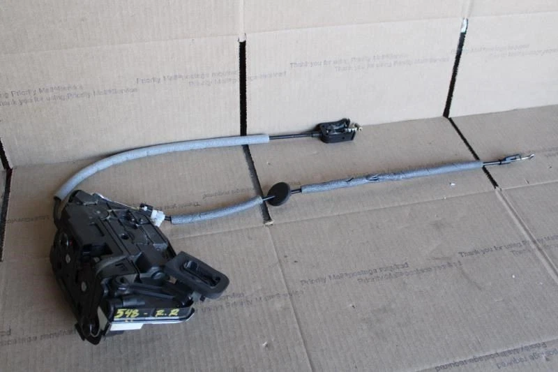 2016 2017 2018 2019 VOLKSWAGEN PASSAT RIGHT REAR DOOR LATCH LOCK ACTUATOR - Image 1 of 4