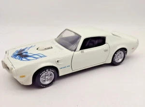 Pontiac Firebird 1973 blanco transmisión automática ERTL American Muscle fundido a presión 1:18 *LEER* - Imagen 1 de 14