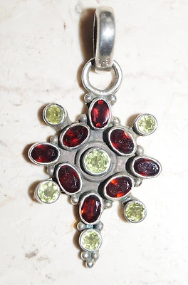 Groß Massiv Kettenanhänger Silber Handarbeit Multistone Peridot Granate Rot Grün - Bild 1 von 4