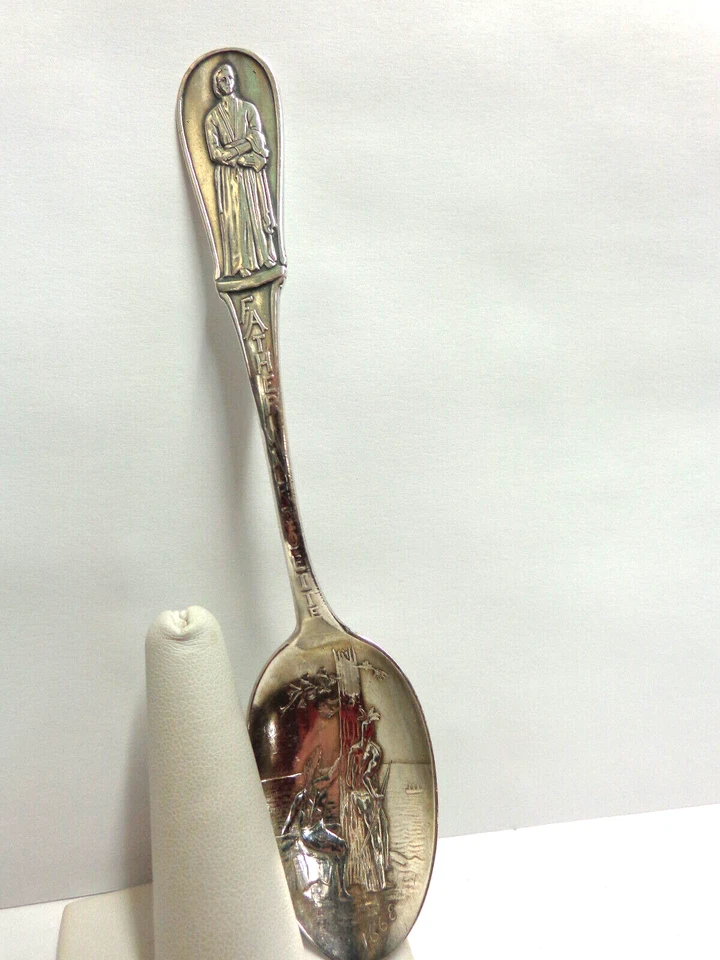 Cuchara de recuerdo de ley Padre Marouette con dos indios/árbol Marguette, Michian Foto 1 de 4