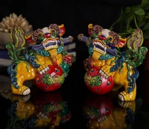 Paar Porzellan Wächter Foo Fu Hund Löwe Statue chinesisches Feng Shui Wohndeko - Bild 1 von 2