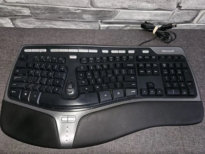 Microsoft Natural Ergonomic Keyboard 4000 V1.0 USB  Wired - Image 1 of 4
