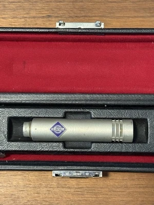 Micrófono condensador Neumann KM 84 en estuche protector años 70 original vintage Foto 1 de 4