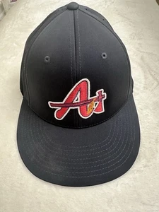 Atlanta Braves Fitted Baseball Cap Hat Evoshield Size S/M #2 Navy Blue - Picture 1 of 8