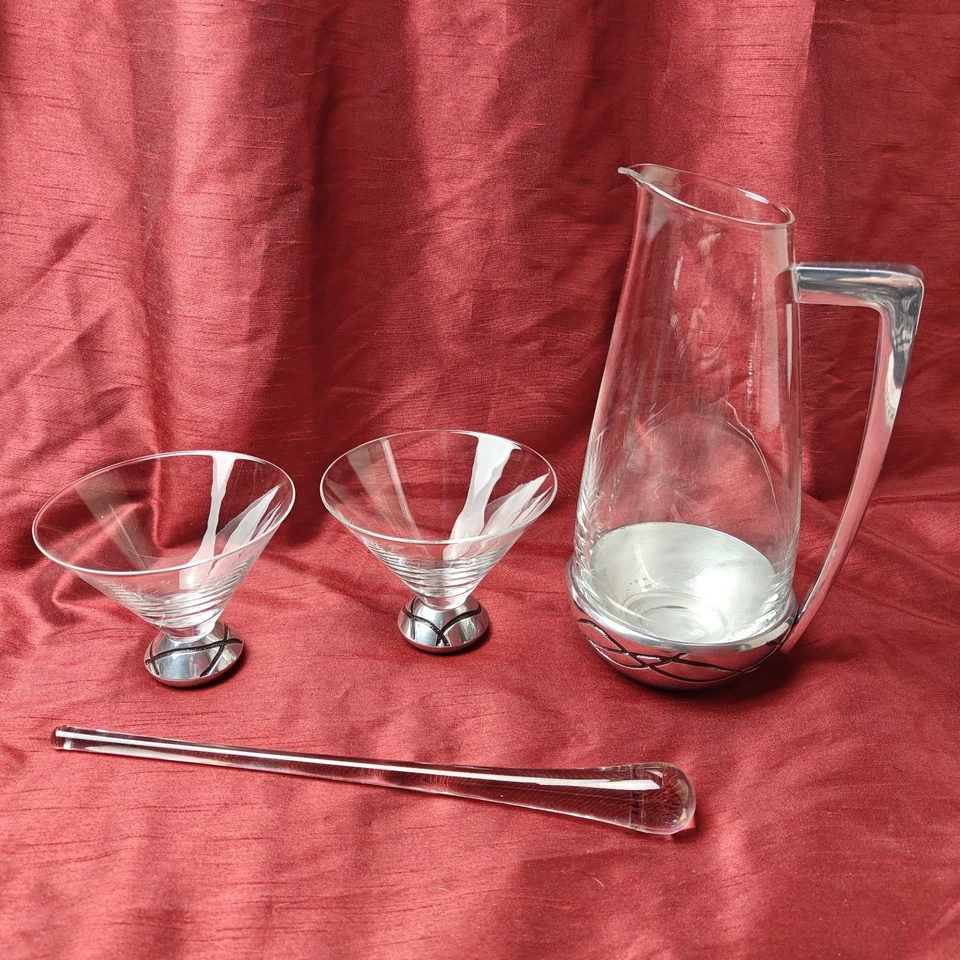 Vasos de Martini sin tallo Lenox Vibe de 4 piezas jarra y muddler con base de metal vajilla Foto 1 de 4