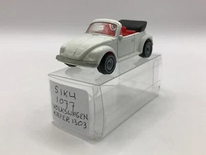 SIKU 1077 VOLKSWAGEN KEVER CABRIOLET 1303 -WHITE 3inch- GOOD CONDITION - 363 - Picture 1 of 6