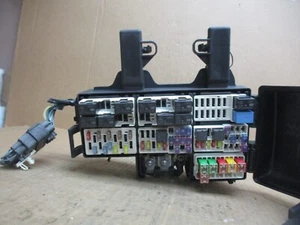 20 2020 Ford Mustang Engine Fuse Box Relay Junction Block Panel Compartment - Picture 1 of 6