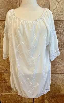 L&B White Peasant Top With Lace Trim Size XL — 第 1/4 张图片