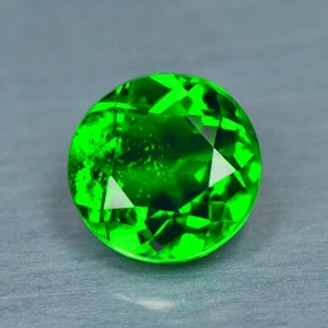 Redondo de 0,95 quilates _ Exclusivo diopsido cromado brillante sin calefacción _Rusia - Imagen 1 de 1
