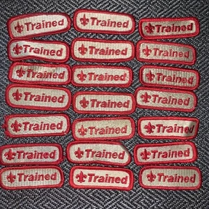 Offizieller Pfadfinder Pfadfinder BSA rot und hellbraun Uniform ausgebildet Patch siehe Beschreibung - Bild 1 von 4