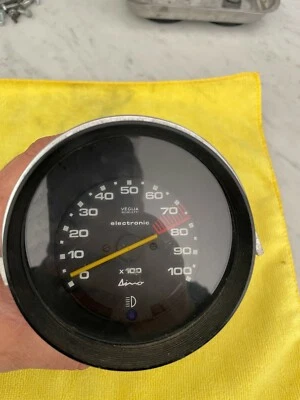Velocímetro Ferrari 308GT4 Dino / calibre RPM Foto 1 de 2