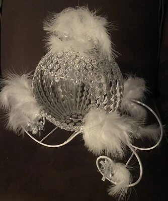 "Carruaje Cenicienta, centro de mesa de boda/ducha blanco/plateado, 16"" X 16"" NUEVO Foto 1 de 4