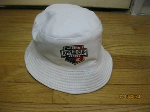 Cappello reversibile bianco e nero ""Boeing apple cup"" wsu vs Washington UW NUOVISSIMO - Foto 1 di 3