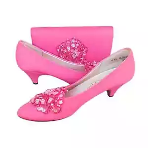 Zapatos Barbiecore Rosa y Embrague a Juego 8EE Ancho Teñibles EE. UU. Barbie - Imagen 1 de 9