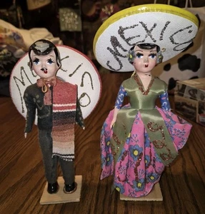 Vintage Pair Of Mexican Paper Mache Souvenir Dolls On Stands 1950s - Picture 1 of 4