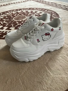 Hello Kitty Chunk Wedge White Trainers Size 8 - Picture 1 of 5