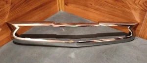 USED CHEVROLET 1956-1957 HOOD CENTER CHROME BEZEL OEM (NO EMBLEM) - Foto 1 di 11