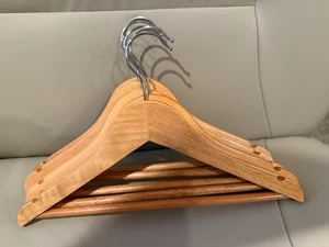 5 Childrens Size Wooden Hangers 9 X 12 Inch - Picture 1 of 1