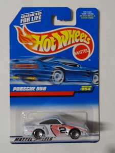 HOT WHEELS - #854 - WHITE - PORSCHE 959 - LACE WHEELS - Picture 1 of 1
