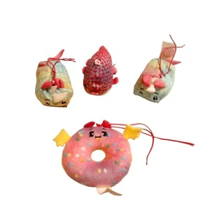 Moose Pikmi Pops Sorpresa Donut DoughMis 3 Minis Lote de 4 Rosas Sin Perfume - Imagen 1 de 22