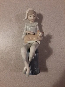 Lladro DAISA 1983 Harlequin Boy With Cat - Picture 1 of 1