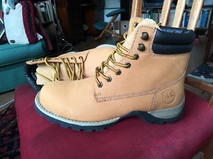 Light Brown Leather walking boots - size 9 UK (43) - Picture 1 of 6