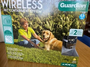 PETSAFE GUARDIAN WIRELESS PET CONTAINMENT SYSTEM 180ft 1/2acre GIF-300-11 (NIB) - Picture 1 of 4