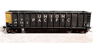 Union Pacific Railroad Bathtub Hopper Empty 49568 Walthers HO Scale Weathered - Picture 1 of 6