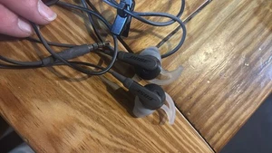 Bose SoundSport Wired 3,5mm Klinke In-Ear Ohrhörer Anthrazit-Schwarz - Bild 1 von 4