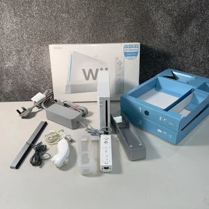 Nintendo Wii White Console – Boxed & Complete – Good Condition – Tested - Picture 1 of 7