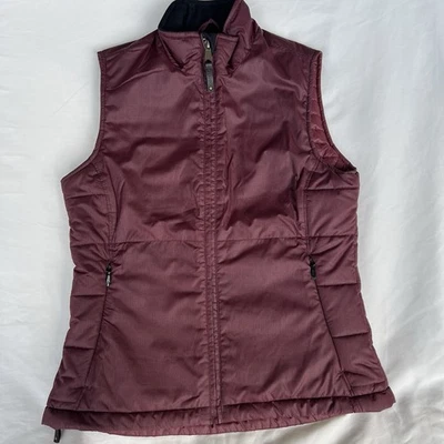 C.C. Filson Co. Women’s Quilted Zip Up Vest Oxblood Fishing Hunting Size Small - Image 1 of 4