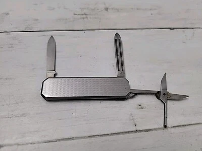 Vintage Stainless Steel 2 Blade With Scissors Pocket Knive - Image 1 of 4