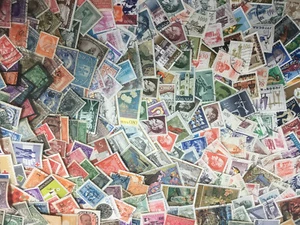 Jugoslawien Sammlung von 300 verschiedenen gebrauchten Briefmarken - Bild 1 von 6