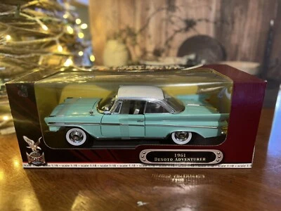 Road Signature 1:18 литой 1961 Desoto Adventurer как новый зеленый/белый верх - Изображение 1 из 4