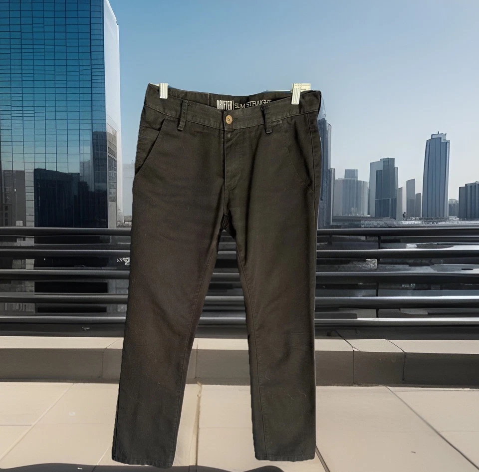 Chinos ajustados de pierna recta Freeworld Drifter para hombre talla 30. Negro. Buen estado Foto 1 de 4