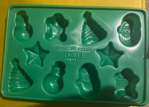 NEW Christmas Jello Jigglers Mold Plastic Gelatin Holiday Green Lot Of 2 - Picture 1 of 7