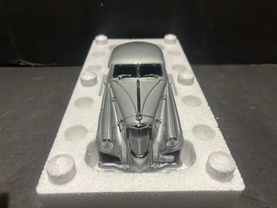 Flecha perforadora Danbury Mint 1933 con coche fundido a presión 1:24 Foto 1 de 4