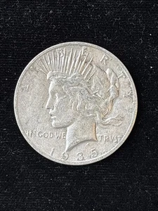 1935 S PEACE SILVER DOLLAR - Picture 1 of 2