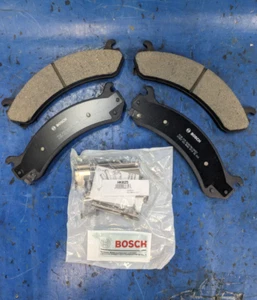 Bosch QuietCast Premium BC784 Brake Pad Set Front - Picture 1 of 4