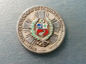PERU MEDALLA 50 AÑOS GUARDIA REPUBLICANA 1919 - 1969 29 mm PLATA - Picture 1 of 2