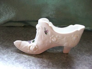 Vintage Fenton Glass Shoe Milk Glass - Picture 1 of 4