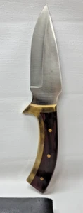 HAND MADE NICE STAINLESS & BRASS HUNTING KNIFE, NO MARKINGS, W/ SHEATH 5" BLADE - Picture 1 of 14